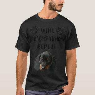 Sausage Dog Puppy Pet Weenie Dachshund Funny Cute T-Shirt