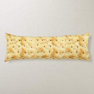 Savoury biscuit body cushion