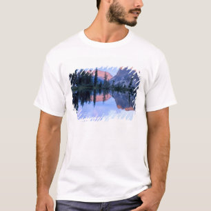 Sawtooth Wilderness, Idaho. USA. Cumulus T-Shirt