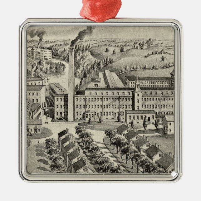 Sawyer Woollen Mills Metal Tree Decoration (Front)