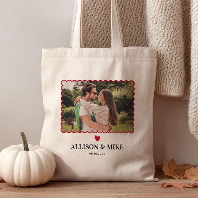 Scallop Photo Wedding Welcome Bag for Hotel Guests (Creator Uploaded)