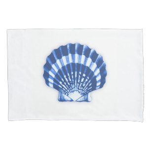 Scallop Shell - Navy Blue on a White Background Pillowcase