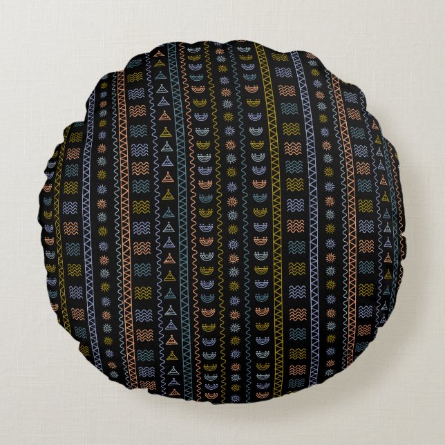 Scandinavian Folk Pattern Decorative Round Cushion (Front)
