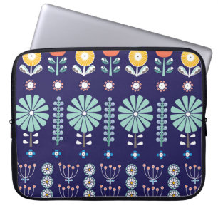 Scandinavian linear flowers, summer motif laptop sleeve