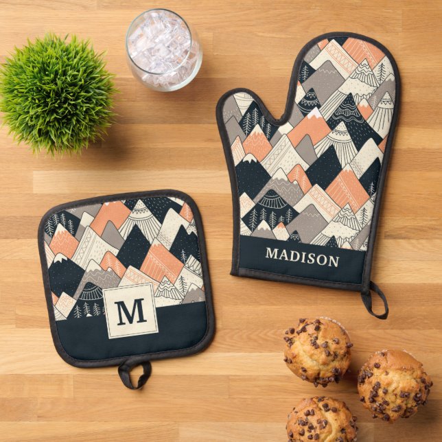 Scandinavian Style Mountain Pattern Oven Mitt & Pot Holder Set (Top Down)