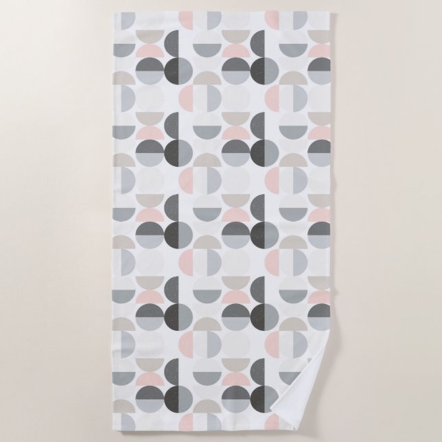 Scandinavian Style Semi-Circle Pattern Beach Towel (Front)