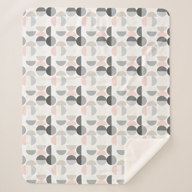 Scandinavian Style Semi-Circle Pattern Sherpa Blanket (Front)