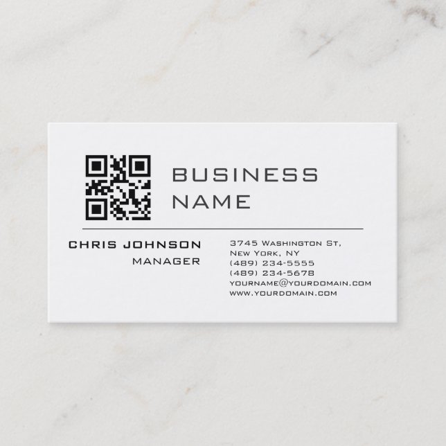 Scannable QR Code on Front Modern Plain Simple Business Card (Front)