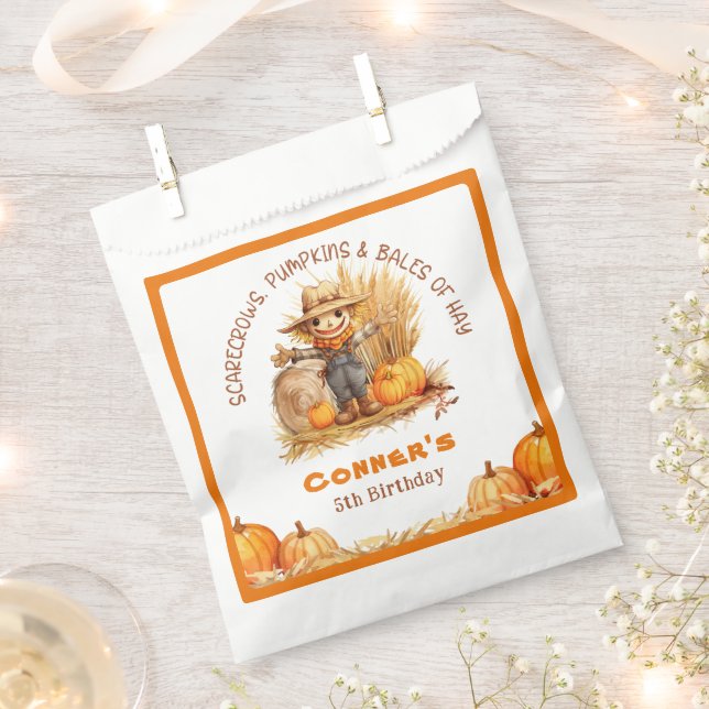 SCARECROW PUMPKINS & BALES OF HAY MODERN BIRTHDAY  FAVOUR BAGS (Clipped)