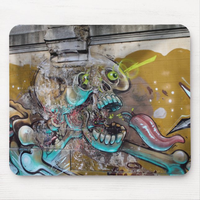 Scared Skull Graffiti Mouse Mat (Front)