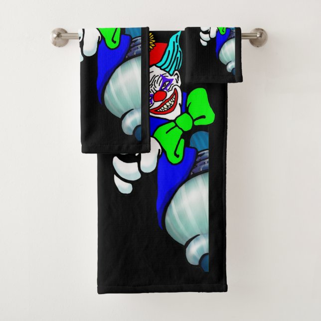 Scary Clown Bath Towel Set (Insitu)