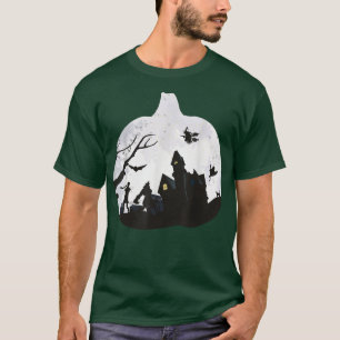 Scary Haunted Mansion House With Werewolf Zombie W T-Shirt