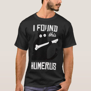 Scary I Found This Humerus Cat Black Humorous Medi T-Shirt