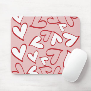 Scattered Hearts Pattern Mouse Mat