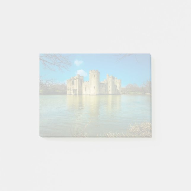 Scenic Bodiam Castle in East Sussex England Post-it Notes (Front)