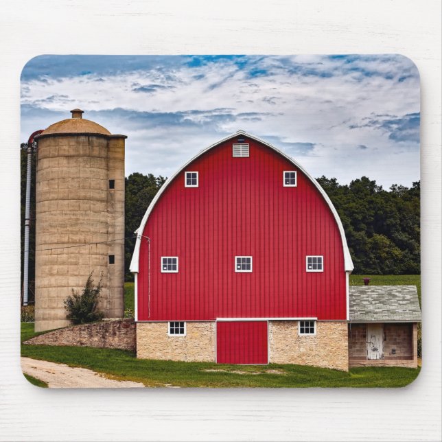 Scenic Rural Photography Farmhouse USA Countryside Mouse Mat (Front)