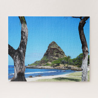 Scenic View of Hawaiian Coast Jigsaw Puzzle