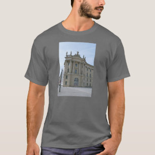 School of Law Humboldt University in Berlin T-Shirt