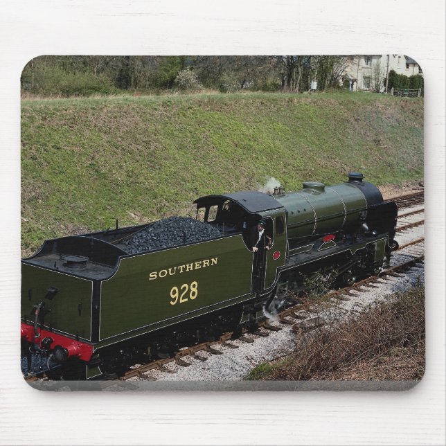 Schools Class No. 928 ""Stowe"" at Horsted Keynes Mouse Mat (Front)