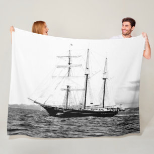 SCHOONER FLEECE BLANKET