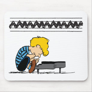 Schroeder Charlie Brown Music Mouse Mat