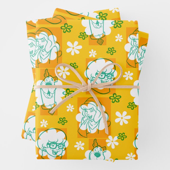 Scooby-Doo | Character Floral Pattern Wrapping Paper Sheet (In situ)