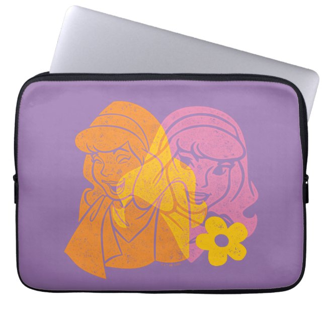 Scooby-Doo | Daphne Flower Portrait Laptop Sleeve (Front)