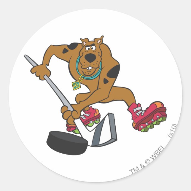 Scooby-Doo Playing Hockey Classic Round Sticker (Front)