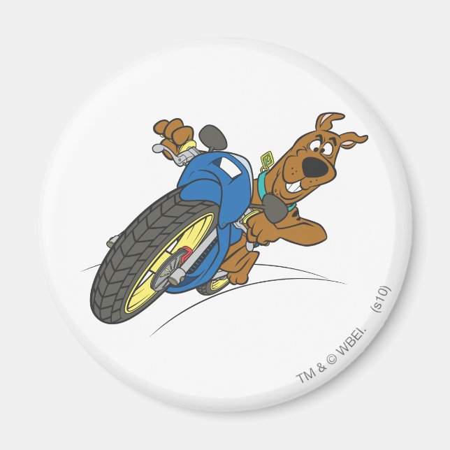 Scooby-Doo Riding Motorcycle Magnet (Front)
