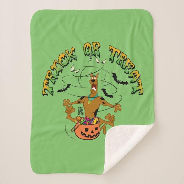 Scooby-Doo | Trick of Treat Sherpa Blanket (Front)