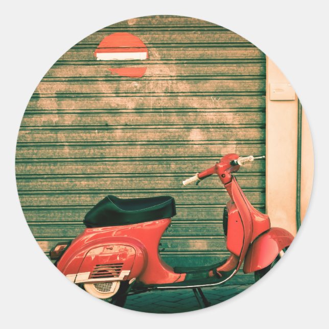 Scooter in Italy Classic Round Sticker (Front)