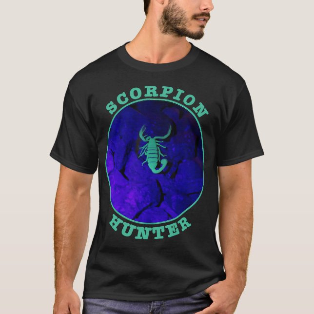 Scorpion Hunter Arachnids Desert Night Watch Desig T-Shirt (Front)
