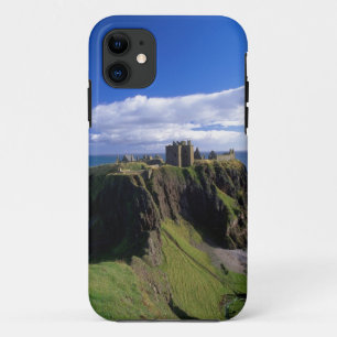 Scotland, Aberdeen. Dunnotar Castle. iPhone 11 Case