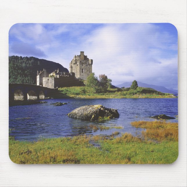 Scotland, Highland, Wester Ross, Eilean Donan 2 Mouse Mat (Front)