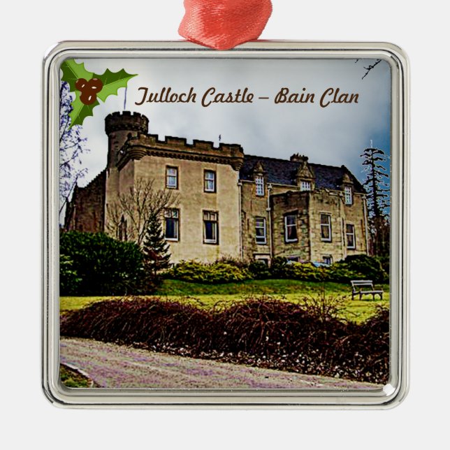 Scottish Bain Clan's Tulloch Castle Metal Ornament (Front)