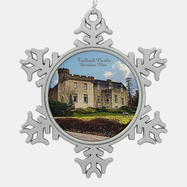 Scottish Davidson Clan Tulloch Castle Xmas Snowflake Pewter Christmas Ornament (Front)