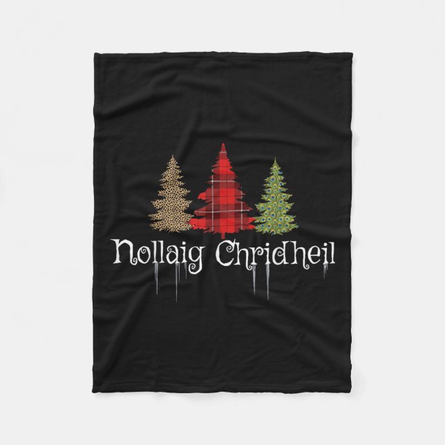Scottish Gaelic Merry Christmas Nollaig Chridheil  Fleece Blanket (Front)