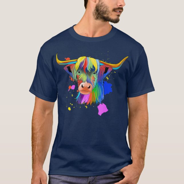 Scottish Highland Cow Gift Highland Cows T-Shirt (Front)