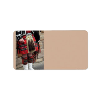 Scottish piper close up, traditional Scottish gift Label