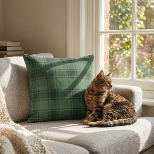 Scottish Tartan: Classic Hunter Green Plaid Cushion