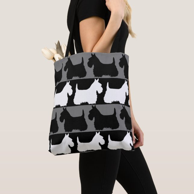 Scottish Terrier black/red/white, Highland dog Tot Tote Bag (Close Up)