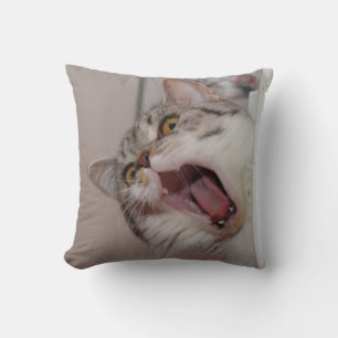 Screaming British Shorthair Cushion