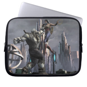 Screenshot: Grundy vs Wonder Woman Laptop Sleeve