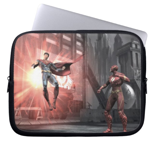 Screenshot: Superman vs Flash Laptop Sleeve (Front)