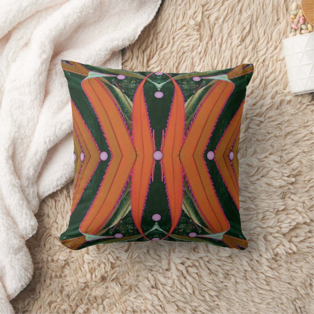 Screw Pine Ribbons Cushion (Blanket)