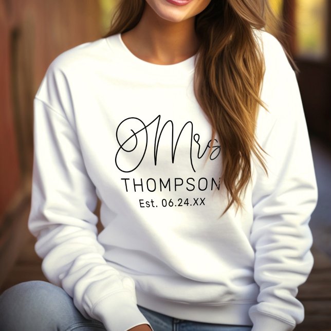 Script Mrs Monogram Bride Last Name Sweatshirt (Creator Uploaded)