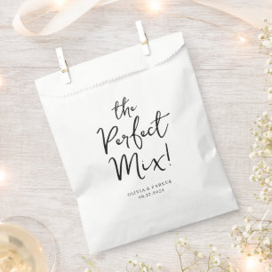 Script The Perfect Mix Wedding Treats Favour Bags