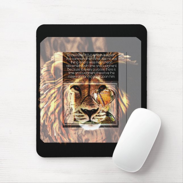 Scripture Pictures: The Lion's Decree | 2D Mouse Mat (With Mouse)