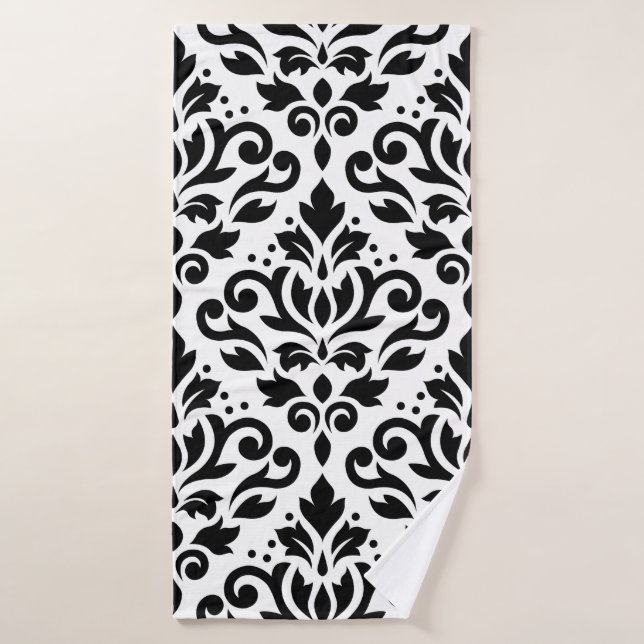 Scroll Damask Lg Ptn Black on White Bath Towel (Bath Towel)