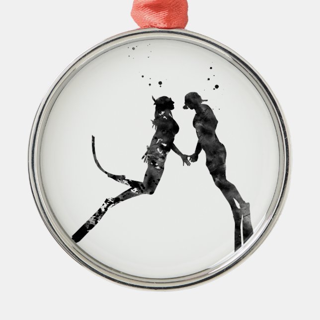 Scuba Divers Couple Metal Tree Decoration (Front)